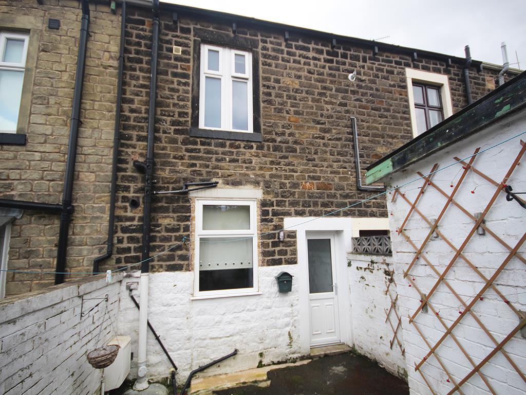 2 bedroom terraced house To Let in Trawden, Colne - IMG_5205.jpg
